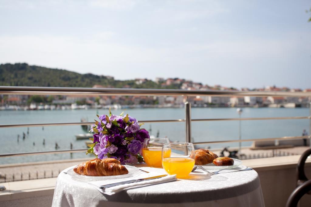 Apartments Svjetlana Trogir Room photo